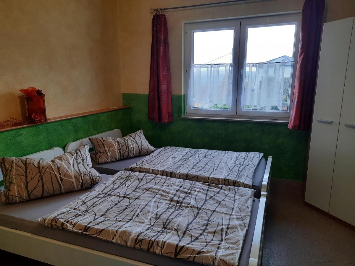 Апартаменты Haus Panoramablick Familie Loos Wasungen Экстерьер фото